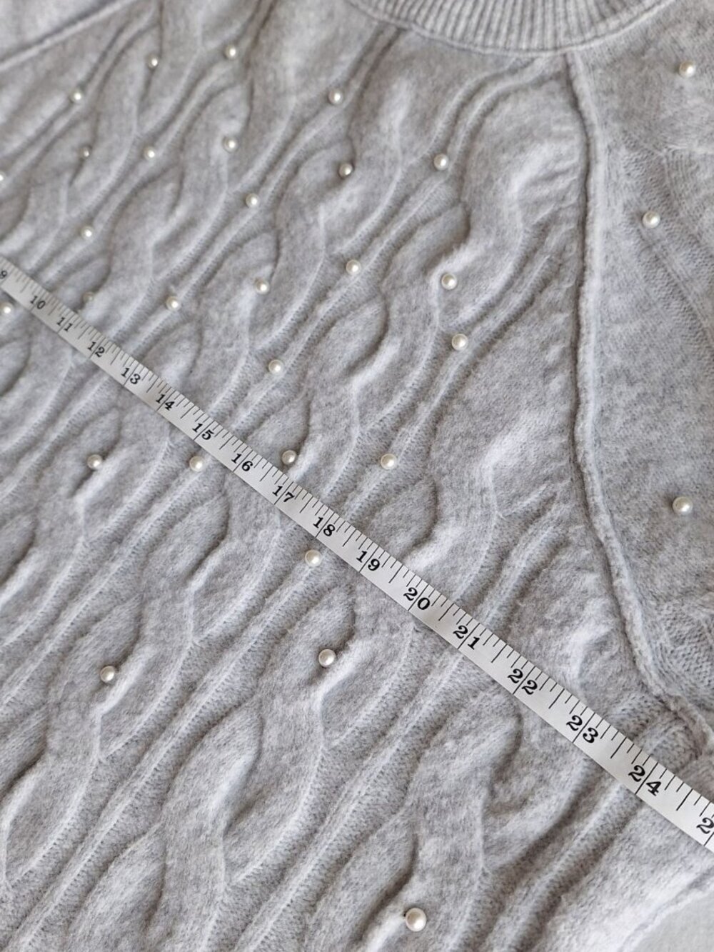 π Aerie Knit Oversized Soft Stretch Pearl Detail Sweater Size M/L Comfy Preppy - Picture 5 of 8